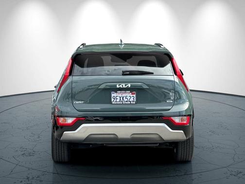 2023 Kia Niro EX Touring