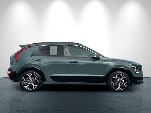 2023 Kia Niro EX Touring