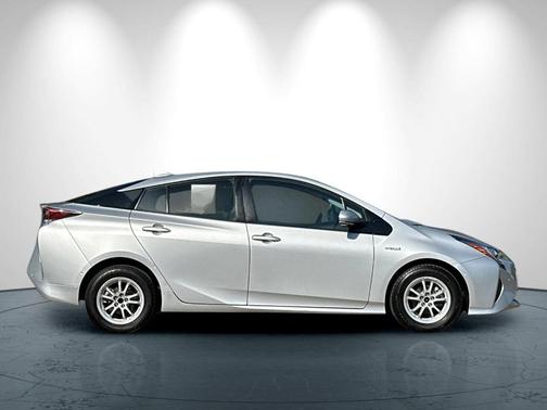 2017 Toyota Prius Four