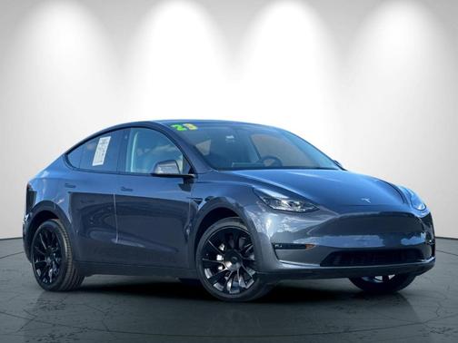 2023 Tesla Model Y Long Range