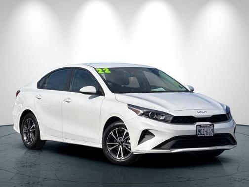 2022 Kia Forte LXS