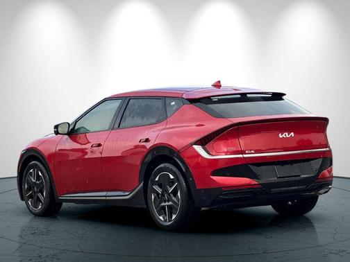 2025 Kia EV6 Wind