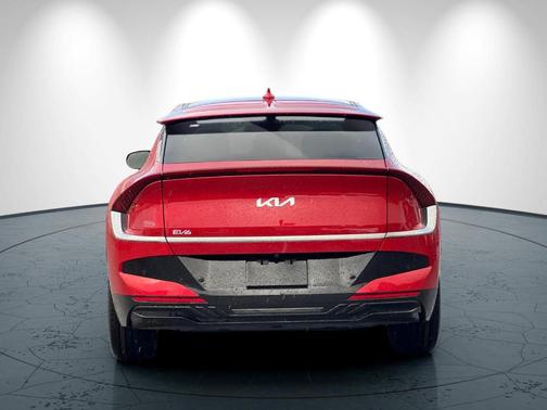 2025 Kia EV6 Wind