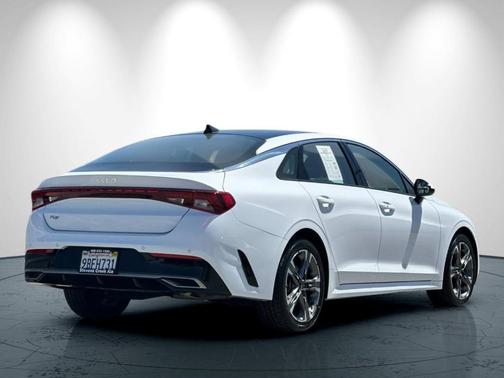 2022 Kia K5 EX