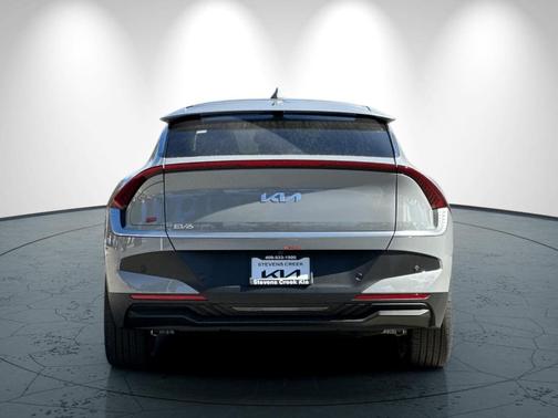 2025 Kia EV6 Light