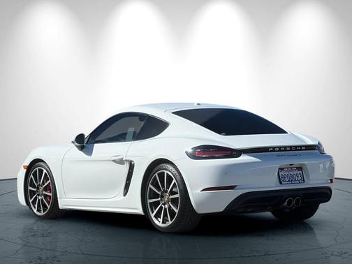 2017 Porsche 718 Cayman S