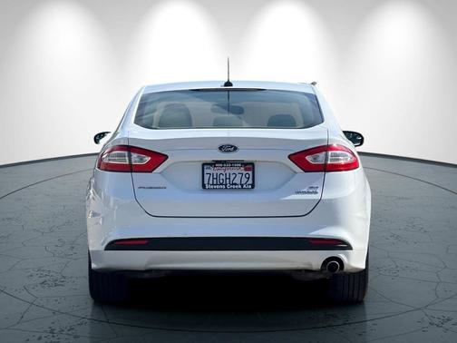 2014 Ford Fusion Hybrid SE