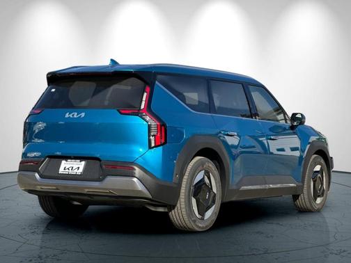 2026 Kia EV9 Wind