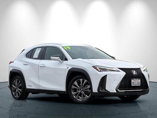 2019 Lexus UX 250h 