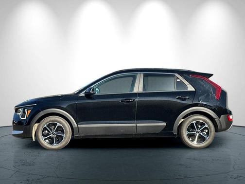 2025 Kia Niro EX