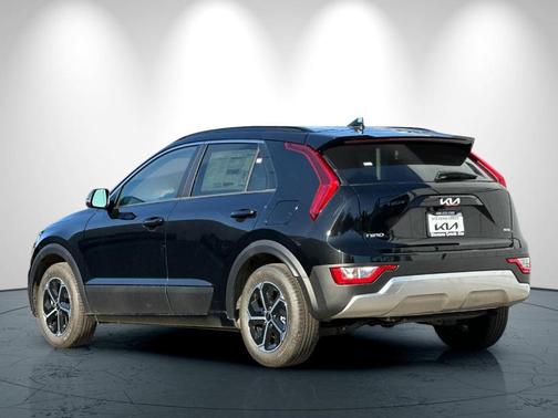 2025 Kia Niro EX