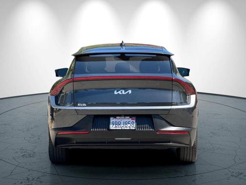 2022 Kia EV6 Light