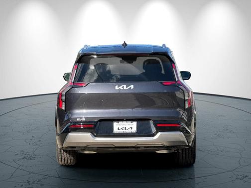 2026 Kia EV9 Land
