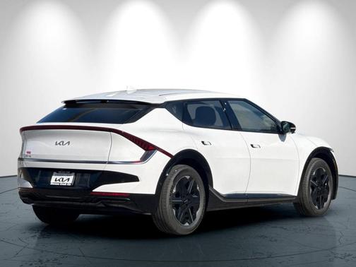 2025 Kia EV6 Wind