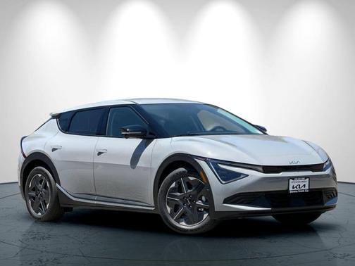 2025 Kia EV6 Light Long Range