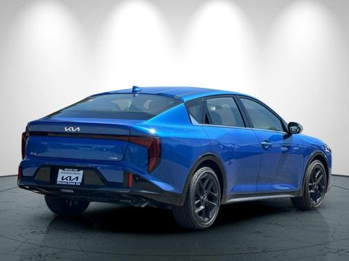 2025 Kia K4 GT-Line Turbo