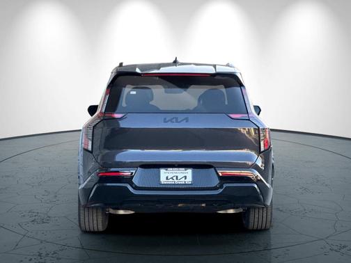 2026 Kia EV9 Land