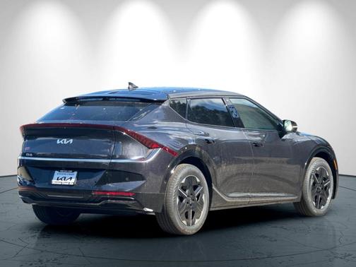 2025 Kia EV6 Wind