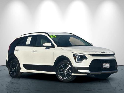 2025 Kia Niro EX