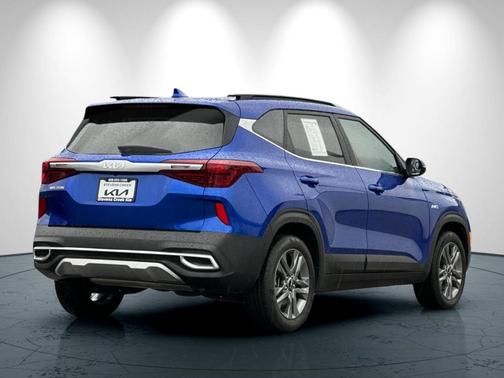 2022 Kia Seltos S