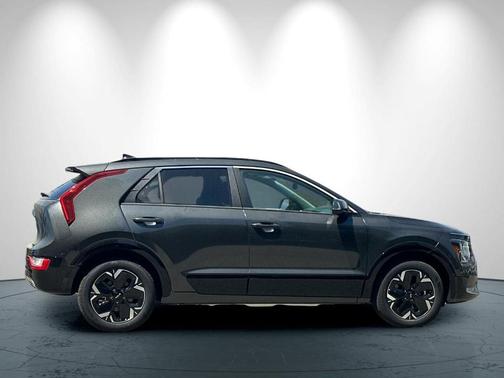 Gray 2026 Kia Niro EV Wind