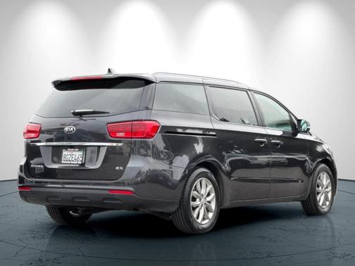 2019 Kia Sedona EX