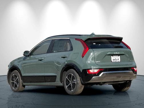 2025 Kia Niro SX