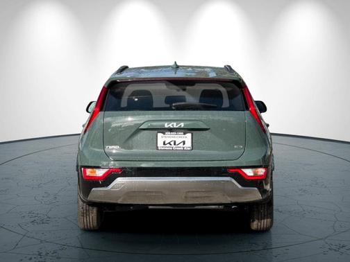 2025 Kia Niro SX