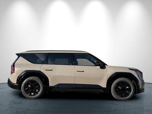 2026 Kia EV9 Land
