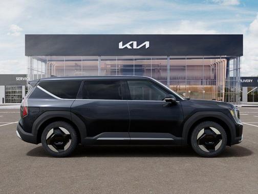 Metal 2026 Kia EV9 Light Long Range