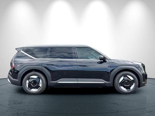 2026 Kia EV9 Wind
