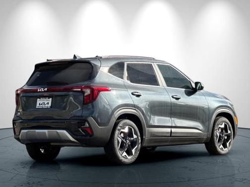 2025 Kia Seltos EX