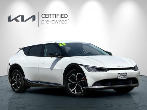 Snow White Pearl 2023 Kia EV6 Wind