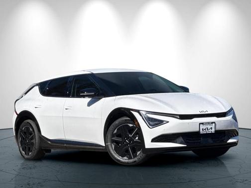 2025 Kia EV6 Wind