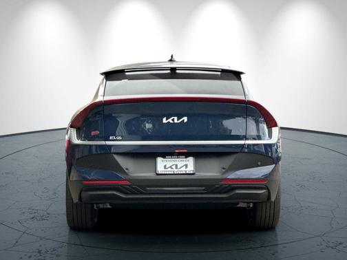 2025 Kia EV6 Light