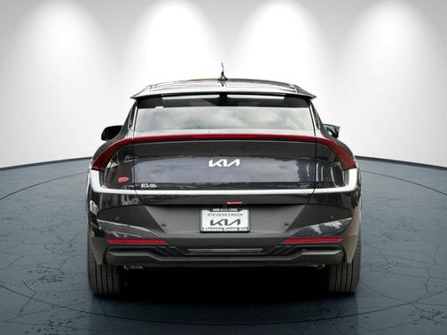 2025 Kia EV6 Light