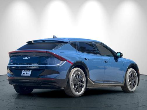 2025 Kia EV6 Wind