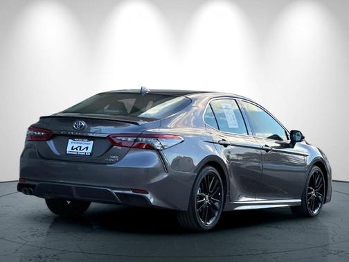 2024 Toyota Camry Hybrid XSE