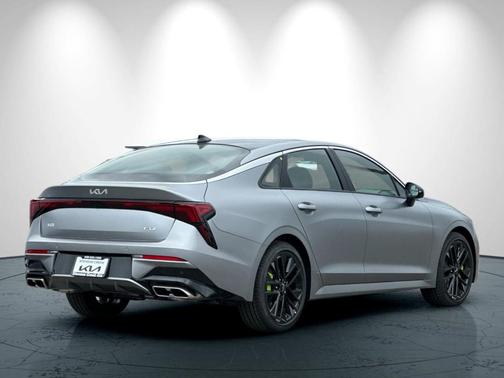 2026 Kia K5 GT