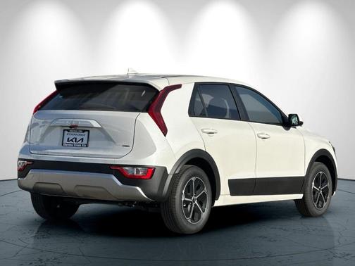 2026 Kia Niro LX