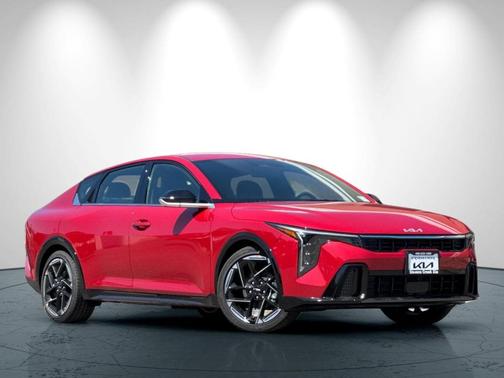 2025 Kia K4 GT-Line