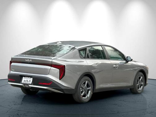 2026 Kia K4 