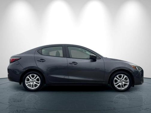 2016 Scion iA Base