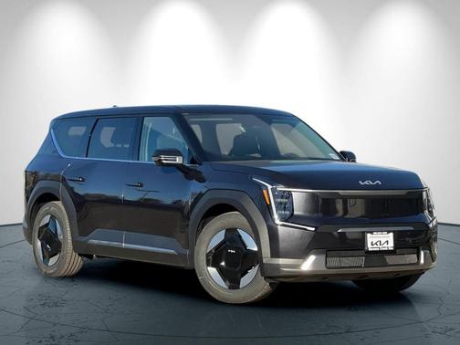 2026 Kia EV9 Light Long Range