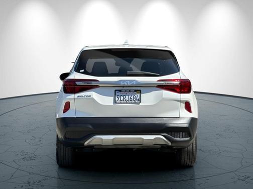 2023 Kia Seltos LX