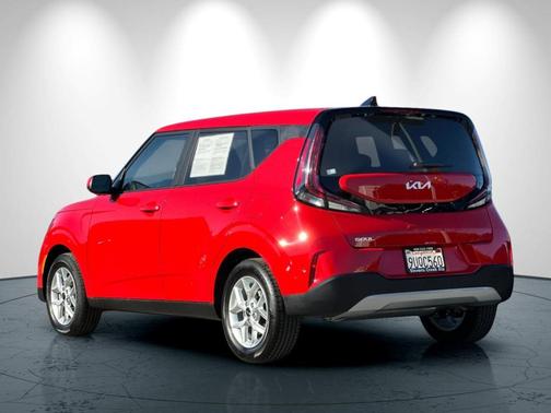 2025 Kia Soul LX