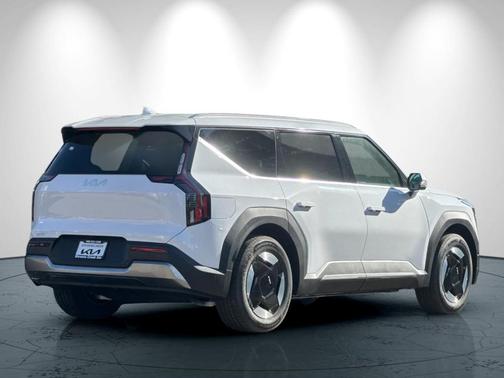 2026 Kia EV9 Wind