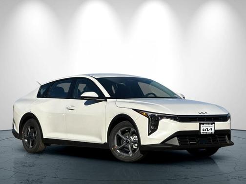 2026 Kia K4 