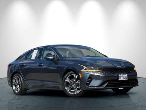 2022 Kia K5 EX