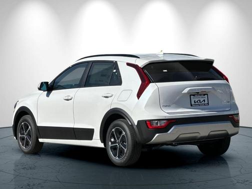 2025 Kia Niro EX